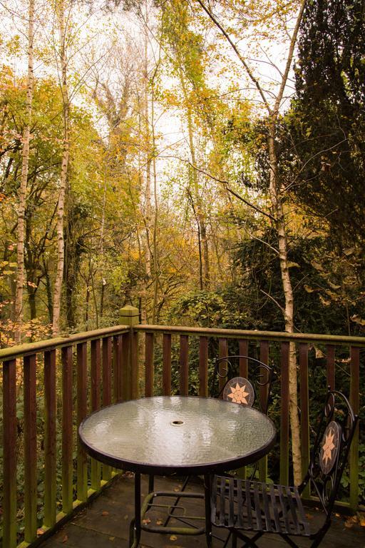 Pinetum Lodge Глостер Номер фото